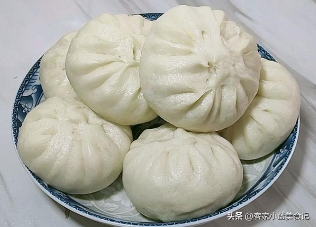 白萝卜包子素馅怎么做好吃，萝卜丝水饺子馅怎样做好吃（最健康的萝卜素馅做法）