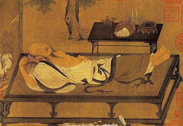 古代的枕头为什么那么高，古代枕头为啥那么高（古人的枕头又高又硬）