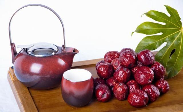 橙子是不是发物，橙子是发的吗（远离过敏源才是正确治疗方法）