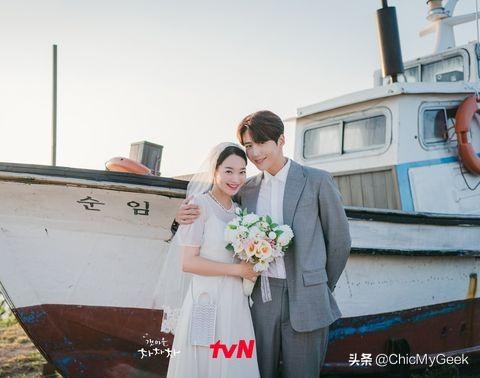 2021最火韩剧排行榜前十名，2021年好看的韩剧排行榜前十名（韩媒票选2021十佳韩剧）