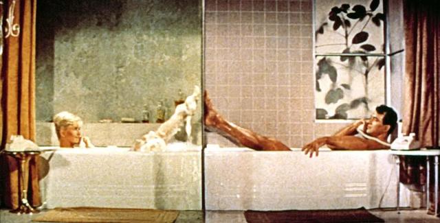 恶魔的枕边细语，同性恋小说现代虐的（被这十部伟大的宽银幕电影彻底改变）