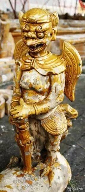 中国屋脊上的神兽都叫啥，中国屋脊上的神兽都叫啥（故宫知识：故宫太和殿神兽解密）