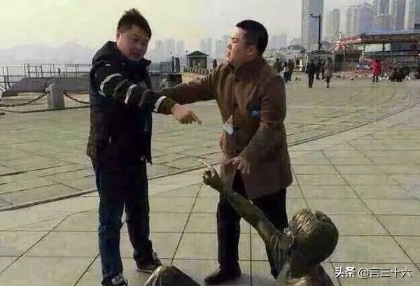 社会摇教程八步，社会摇八步教程（中国精神小伙VS日本暴走族）