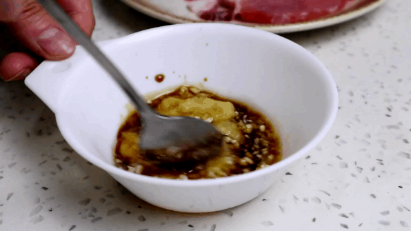 烧肉为什么放生姜，烧肉为什么放生姜和大蒜（在家就能轻松搞定）