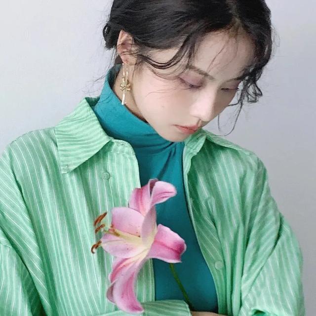 微信壁纸图片大全，微信背景图片（微信朋友圈背景图<60张>）