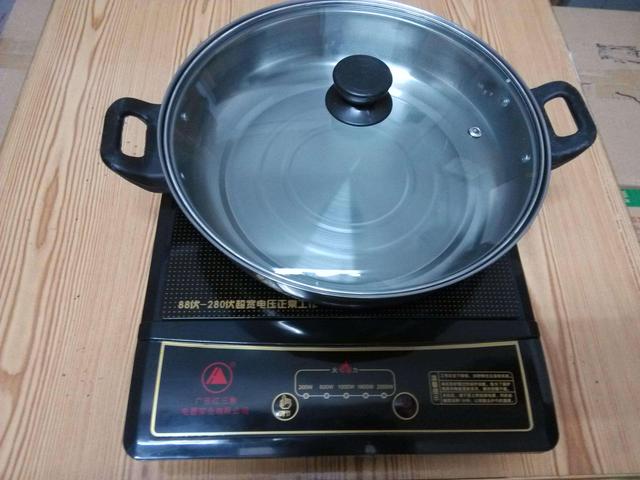 电磁炉显示e1，科立泰电磁炉总显示e1怎么维修（维修时对照型号进行查询）