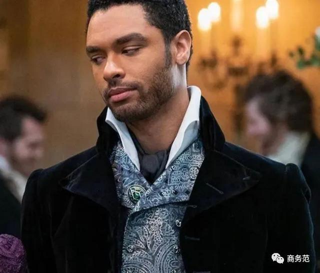 狗狗衣服大全纸样图片，狗狗衣服的手工DIY（7500件衣服、珠宝浮夸）