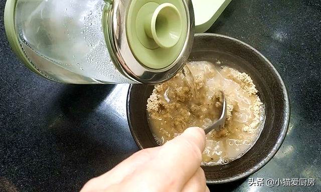 如何自制油茶面，自制油茶面的做法（小猫教你制作油茶面）