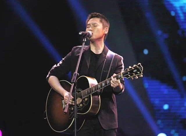 歌曲花火歌词，花火歌词（新裤子翻唱汪峰的《花火》）