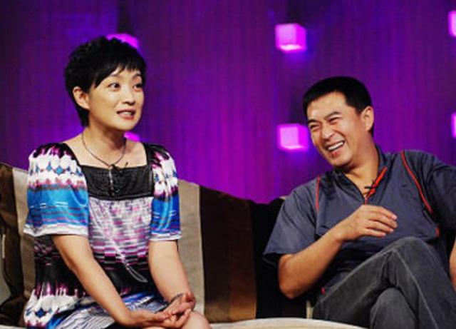 演员王海燕第一任丈夫是谁，演员王海燕第一任丈夫是谁啊（二婚嫁张嘉译育有一女）