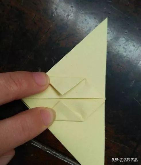 吹气兔子的折法，如何用一张纸折兔子（儿童手工：折纸教程）