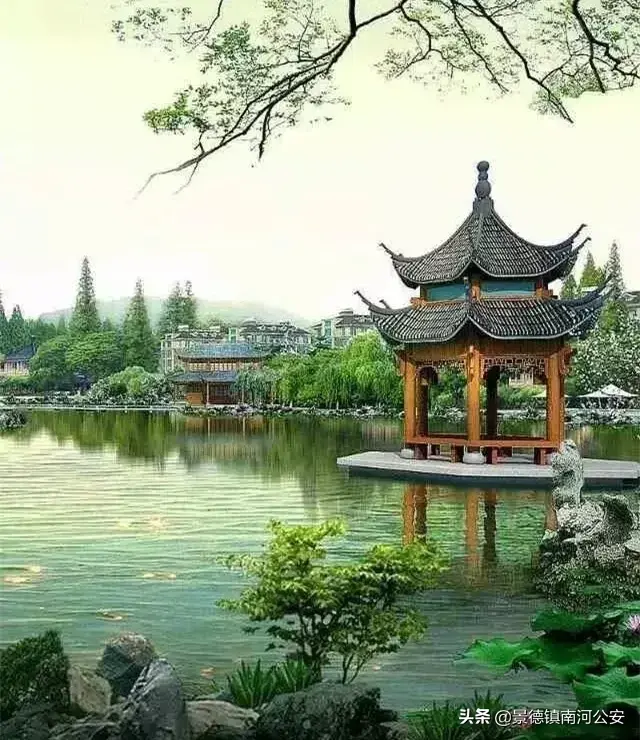 小桥流水人家上一句，小桥流水人家的上一句是什么（诗词丨轻吟元曲三两句）