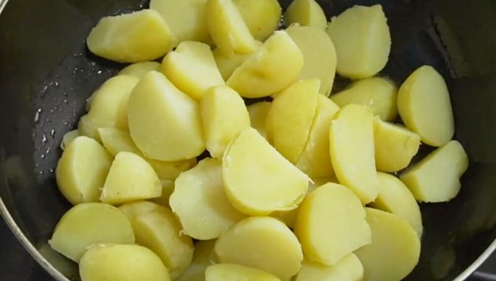 圖片[4]-【香辣孜然土豆】做法步驟圖 香辣外酥里糯 營養又解饞-起舞食譜網