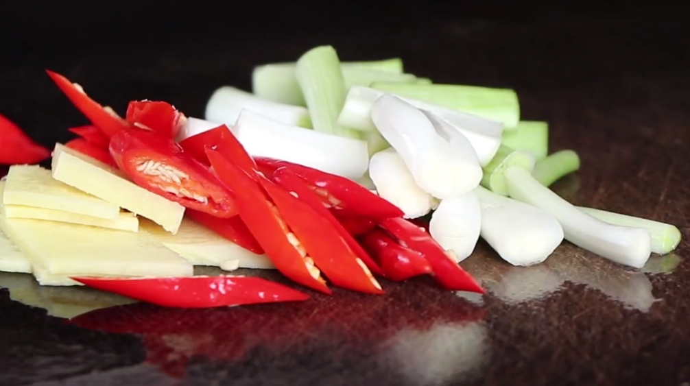 圖片[3]-【香辣魷魚仔】做法步驟圖 里面脆嫩 味道一點不輸大飯店-起舞食譜網