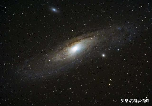 太阳系是如何围绕银河系运转的，拥有上千亿颗恒星的银河系是如何转动起来的