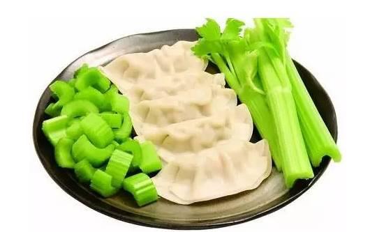 土豆素馅饺子做法大全集，土豆饺子馅做法（原来TA可以变得更好吃）