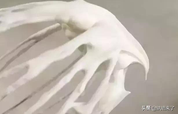  动物奶油怎么打发，手工淡奶油打发教程（奶油受不了~~夏季奶油打法的问题与技巧） 