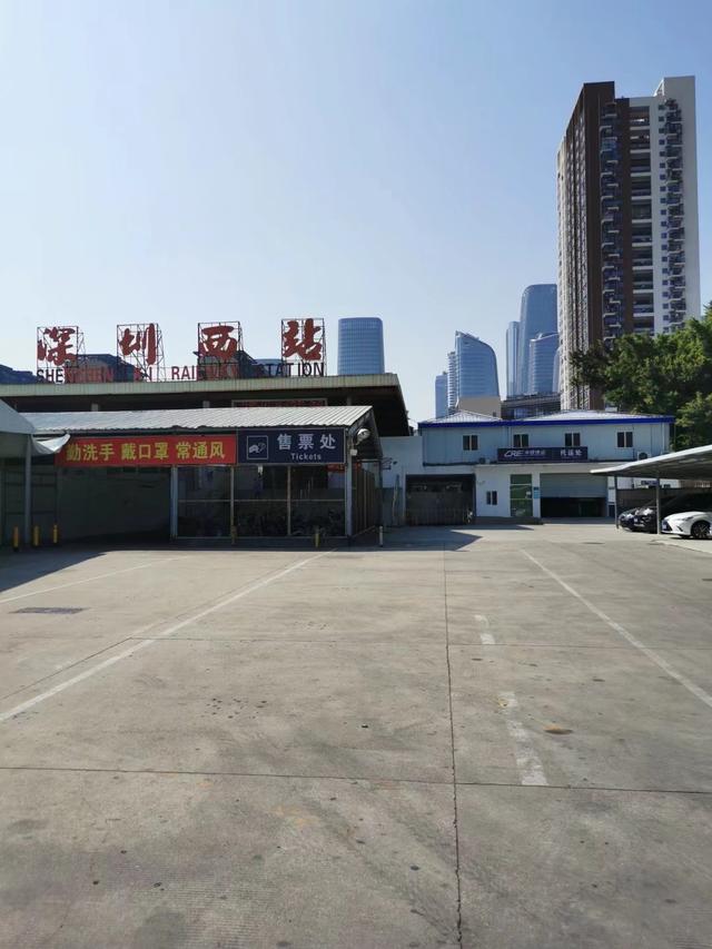 深圳站的高铁站在哪里，深圳高铁站在哪里（深圳有几个火车站）