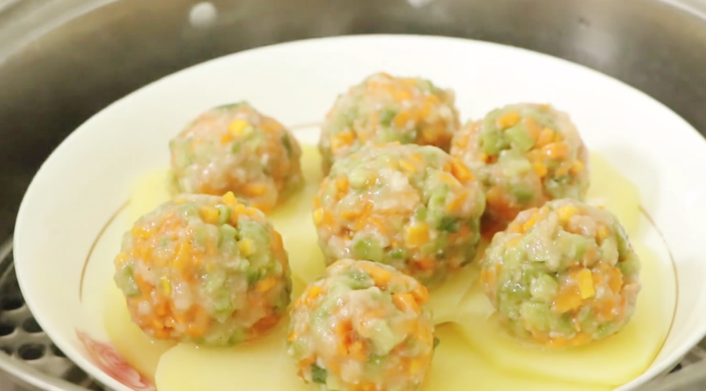 图片[6]-【苦瓜土豆丸子】做法步骤图 好吃解馋 常吃身体好-起舞食谱网