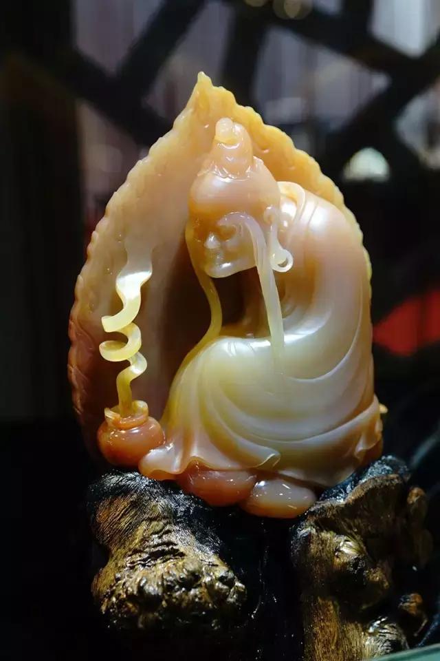 玉雕里那些奇奇怪怪的纹饰，玉石雕刻图片大全（巧夺天工的玉雕，让人惊叹不已）