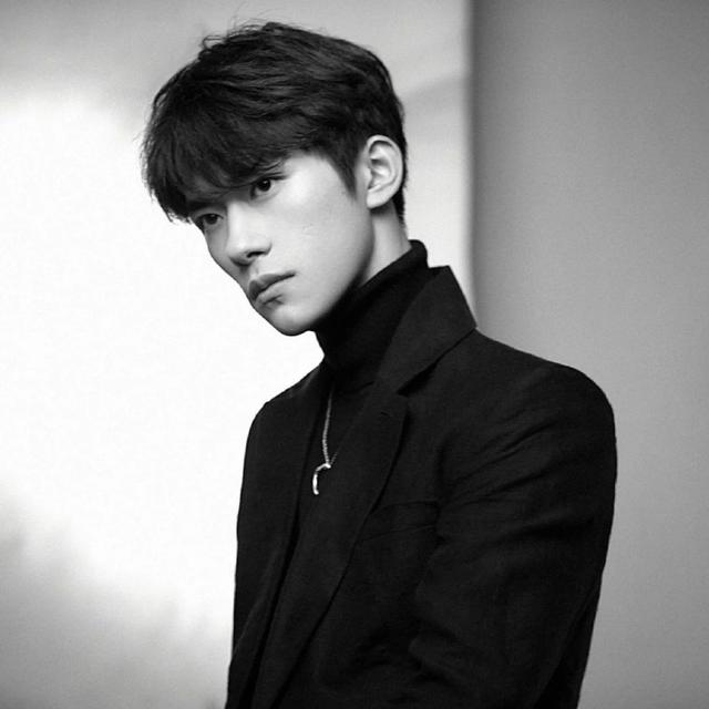 tfboys头像，TFBOYS微信（明星头像壁纸）