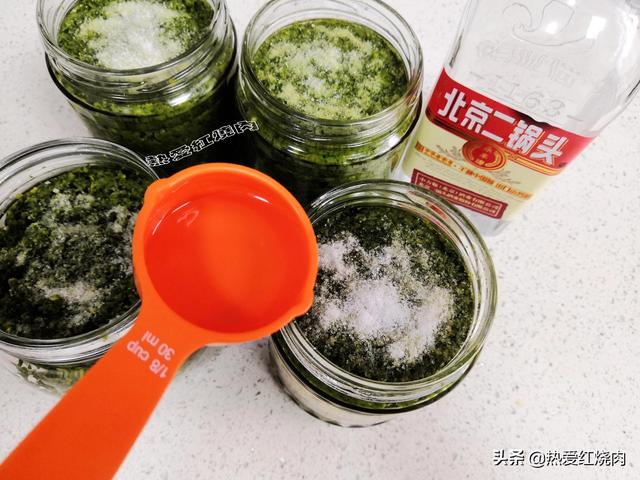 韭菜花酱怎么吃，韭菜花的做法 自制韭菜花酱（每年我都要用它做几瓶酱）
