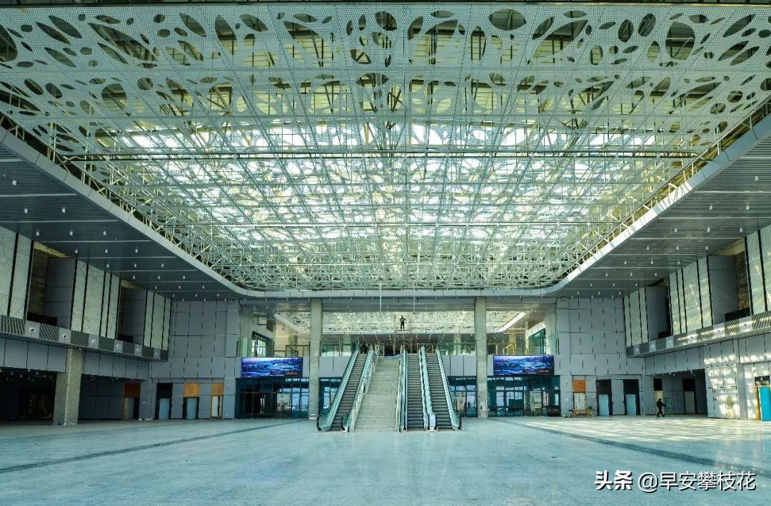 攀枝花南站(攀枝花南站图片)