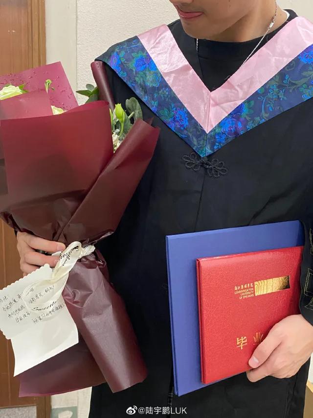 梅溪湖女孩什么梗，梅溪湖女孩是什么梗（9.3分的《声入人心》成最大追星骗局）