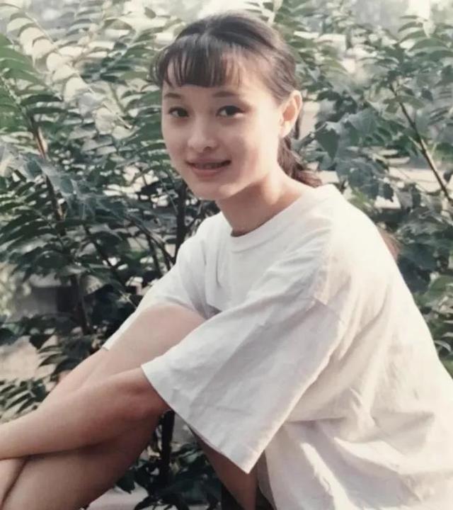 「上海名媛」吴越：花6年捧红前男友，却惨遭抛弃，至今未婚未孕