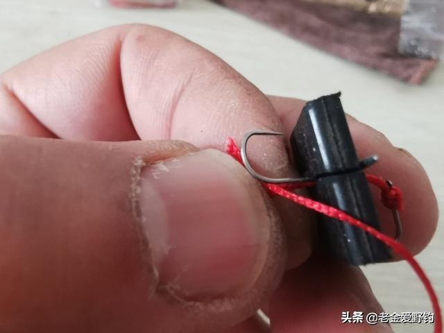 绕线器怎么用，绕线器怎么用（新手也能绑出内绕线鱼钩）