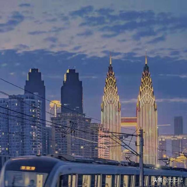 冯裤子的来历是什么，冯小刚为什么叫冯裤子的来历（那些嘲笑诋毁他的人还在过着嘲笑别人的生活）