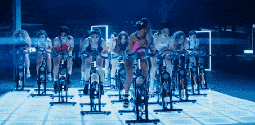 动感单车伤膝盖吗，一周骑三次动感单车会伤害膝盖吗（是减脂利器还是膝盖杀手）