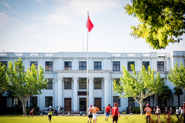 全国211师范类大学排名2022-容易考的211师范大学有哪些，211最好的师范大学（国内公认最难考的3所师范大学）