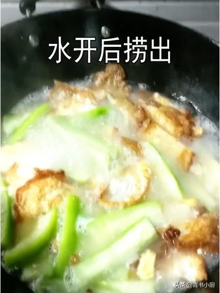 丝瓜鸡蛋汤怎么做才好吃，怎样做美味的丝瓜鸡蛋汤（5分钟搞定清爽营养早餐丝瓜鸡蛋汤）