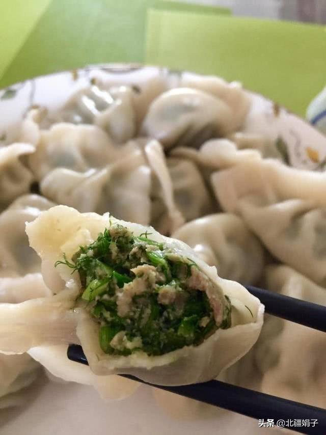 茴香素饺子馅怎么调好吃做法大全，用茴香包饺子的时候