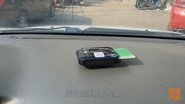 etc正确插卡图，etc正确走法图解（开车上高速前这样检查ETC）