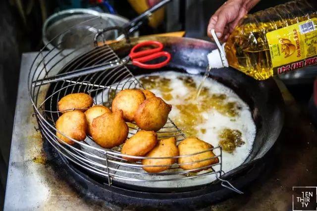 酸奶麻花能放多久 武汉粮道街酸奶大麻花哪个味道最好吃，酸奶麻花能放多久（我们翻遍了武汉的12条街）