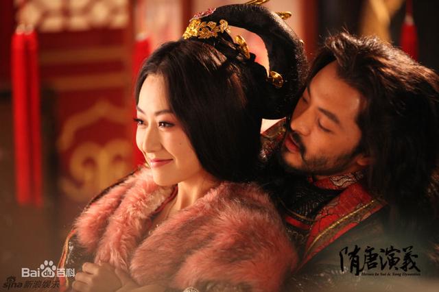 隋炀帝宣华夫人的扮演者是谁，隋文帝的宣华夫人（隋唐演义里这六位女星美翻了）