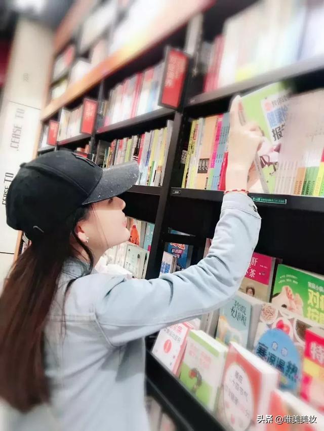 爱笑的女孩唯美句子，笑一笑幽默短句（爱笑的女生运气不会差）