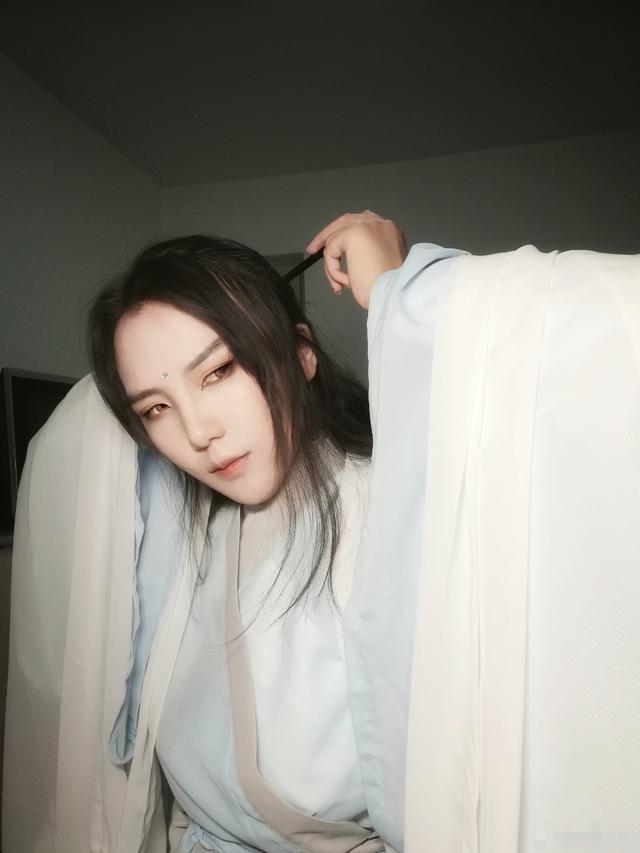 与山巨源绝交书是谁写给山涛的，与山巨源绝交书是谁写给谁的（嵇康的绝交是对山涛的报答与感恩）