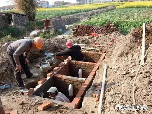 农村民房怎样建化粪池，农村砖砌三格式化粪池