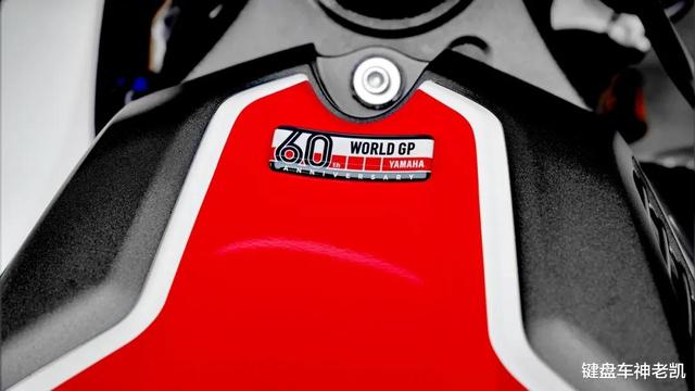 雅马哈发布2022款R1，WGP参赛六十周年纪念版异常抢眼