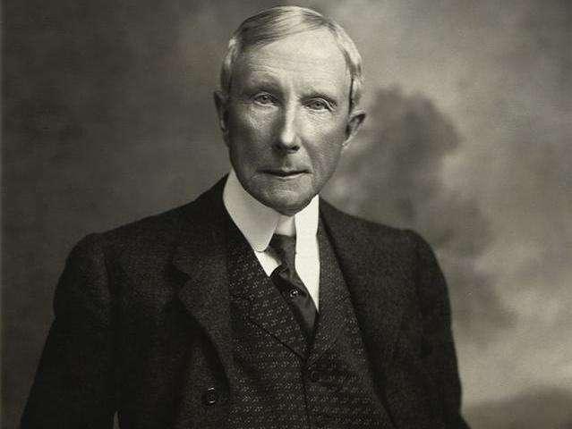 人肉可以吃吗，狗肉可以吃吗（在古老的食人族部落里）