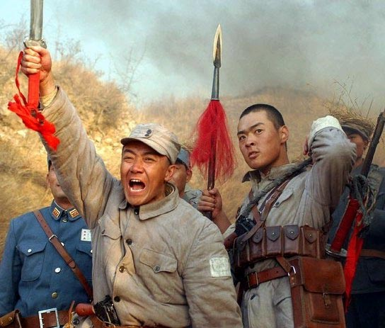 电视剧陈赓大将，电视剧陈赓大将中陈赓的扮演者是谁（李云龙当团长时陈赓是旅长）