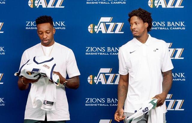 德隆威廉姆斯的后撤步转身上篮是如何完成的，不可以有停顿（康利于爵士的重要性）