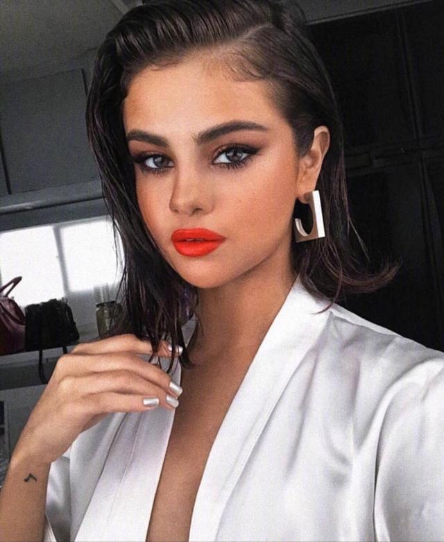 烟熏妆适合哪些人，烟熏妆好看吗（才是烟熏妆的MVP）