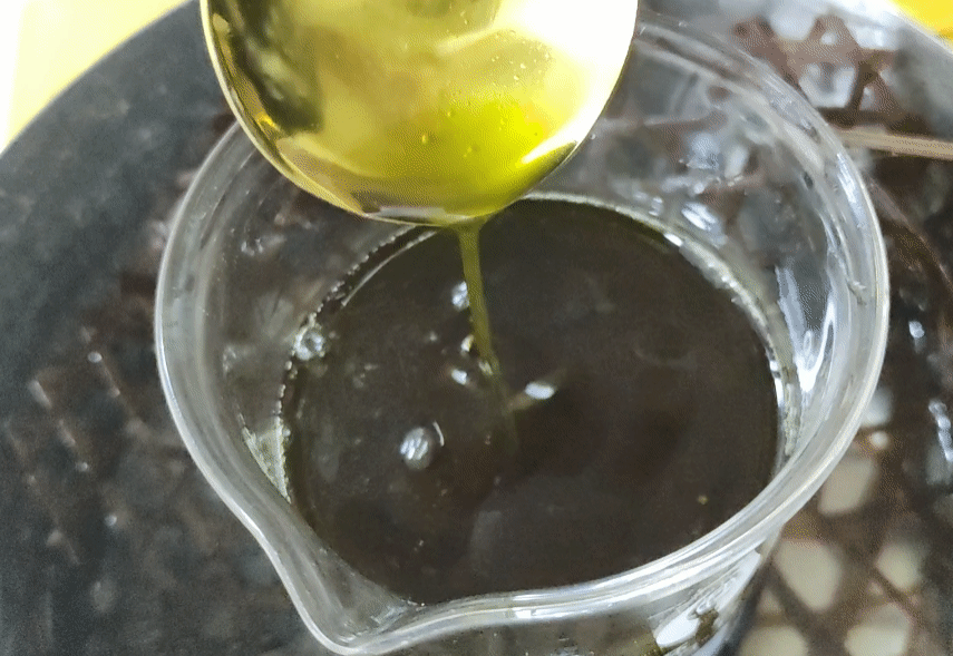 如何在家自己做艾草膏，教你制作无添加艾草薄荷膏