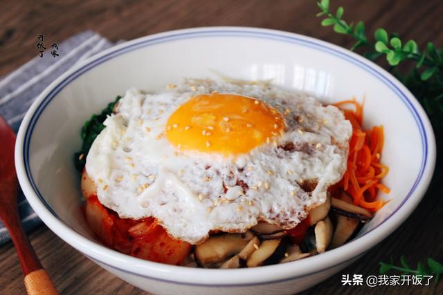 煲仔饭热量高吗，用电饭煲做懒人煲仔饭（这饭拌一拌就上桌）