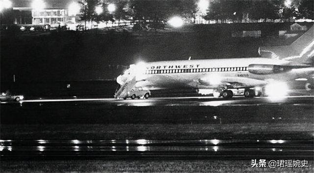 美国完美劫机案是怎么回事，美国飞机抢劫案（勒索20万美元从3000米一跃而下）