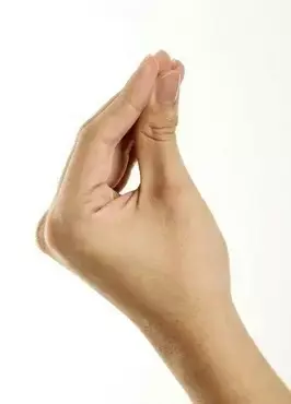 竖大拇指什么意思，印度人竖大拇指什么意思（竖大拇指真的就是表扬别人吗）